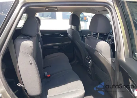 2018 Kia Sorento 2.4L Lx из США, поврежденный, VIN 5XYPG4A34JG400570